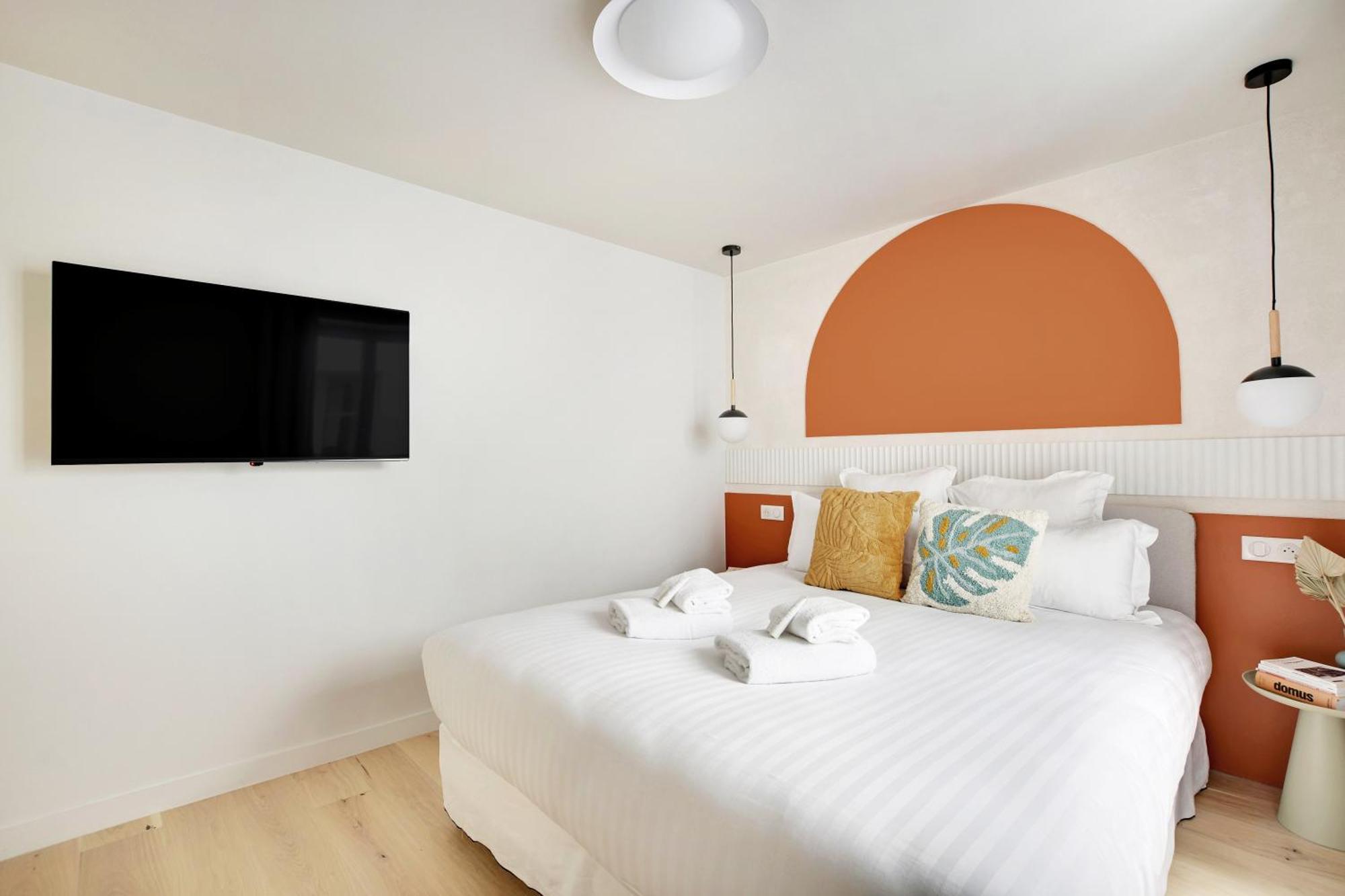 Sereners Apartments In Montorgueil - Rue Saint-Denis Париж Экстерьер фото
